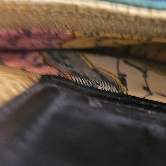 Sharif (since 1827) Colorful Butterfly and Floral Crossbody Bag, Handpainted! - Picture 7 of 12